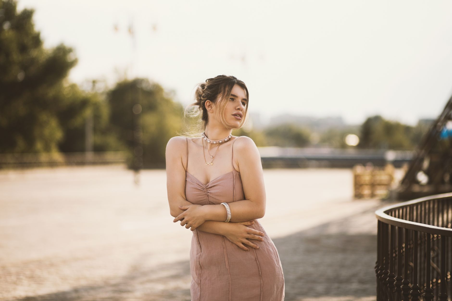 Mujer joven y seductora